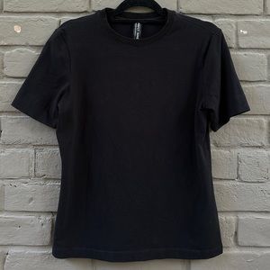 PRFCT NMBR basic black tee (Large)
